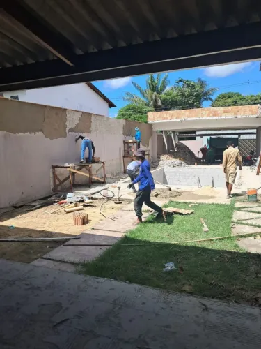 Pedreiro mestre de obra