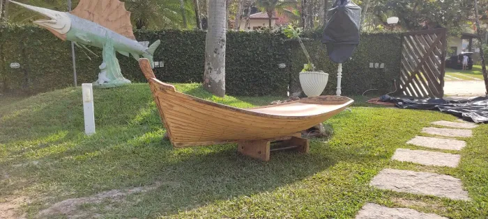 Mesa centro Canoa em madeira Naval 