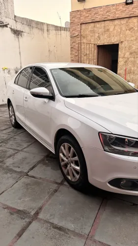 Volkswagen Jetta Comfortline 2.0 T.flex 8V 4P Tipt. 2014