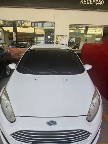 Ford Fiesta Sedan 1.6 16V Flex Aut. 2014