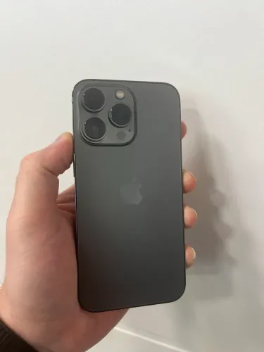 iPhone 13 Pro 256GB - semi novo 