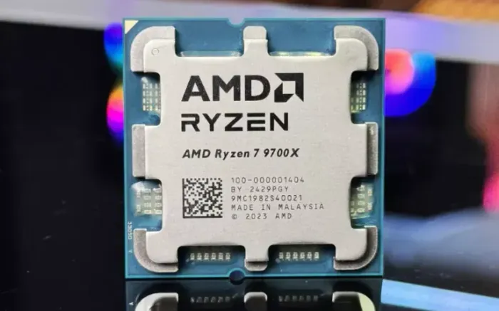 Processador AMD Ryzen 7 9700X, 8-Core, 16-Threads, 3.8GHz (5.5GHz Turbo), Cache 40MB, AM5