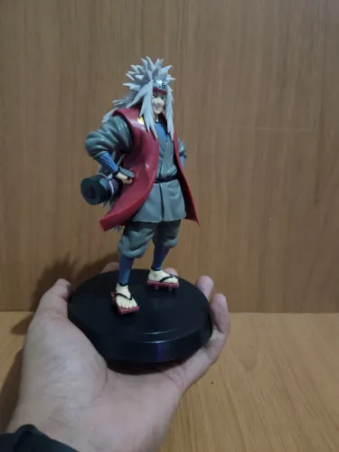 Action figure Naruto Jiraiya Novo