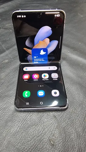Celular samsung flip 4 