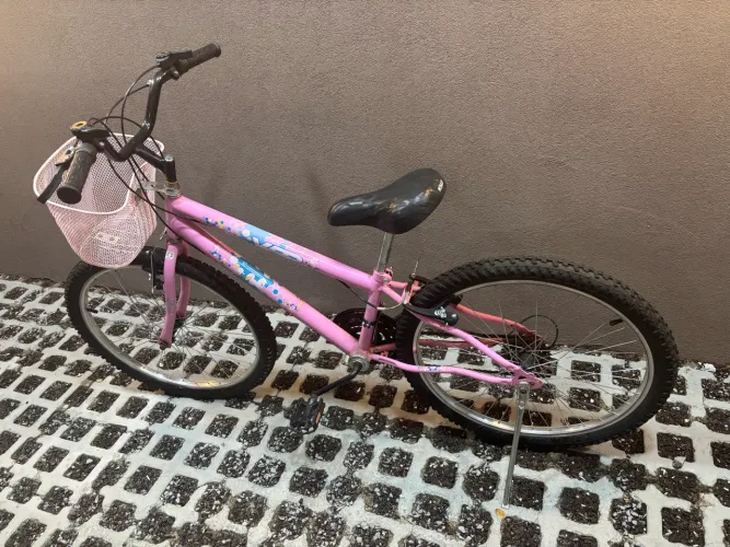Vendo Bike Aro 24 feminina 18 marchas