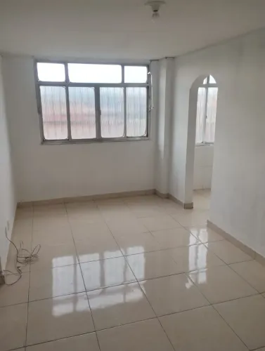 Alugo ótimo apartamento em Campo Grande 