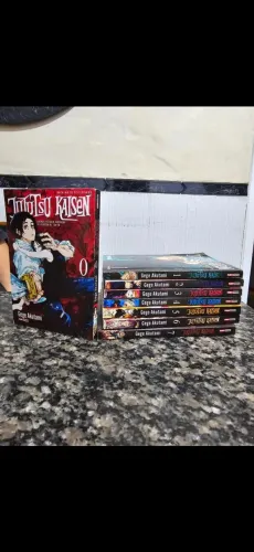Mangás Jujutsu Kaisen Volumes 0 ao 7
