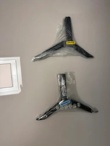 Pés/Base Original Samsung UN65RU7100GXZD 65? - Novo, Nunca Usado