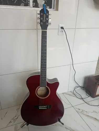 Violão gennini em perfeito estado de uso