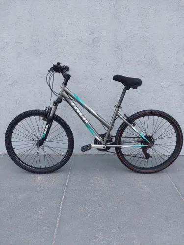 Trek 820 Aro 26 *REVISADA* (ACEITO CARTÃO)