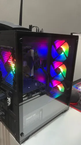 PC GAMER RTX 4060 RYZEN 5600 16gb de ram