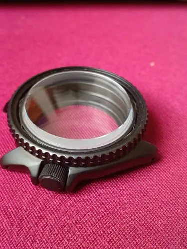 Caixa SEIKO Mod skx007 preto fosco.