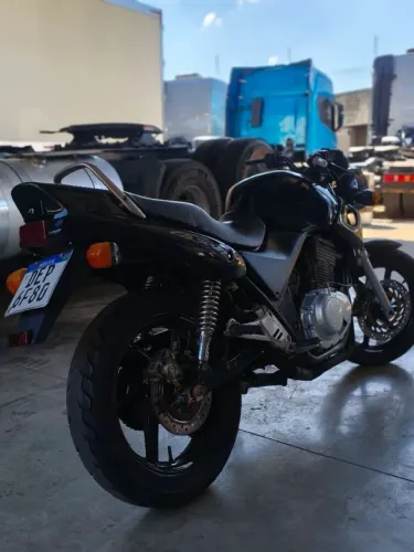 Cb 500 impecável