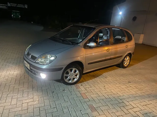Renault Scenic Expression 1.6 16V Aut. 2006