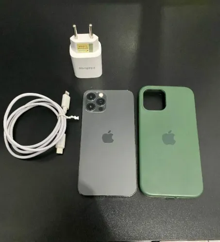 Troco por iPhone 13 ou vendo iPhone 12 Pro Azul 128gb