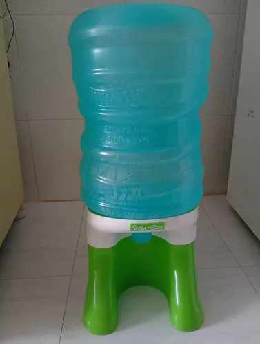 Suporte para garrafão de água