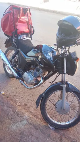Moto ótima pronta pra rodar precisa fazer nada