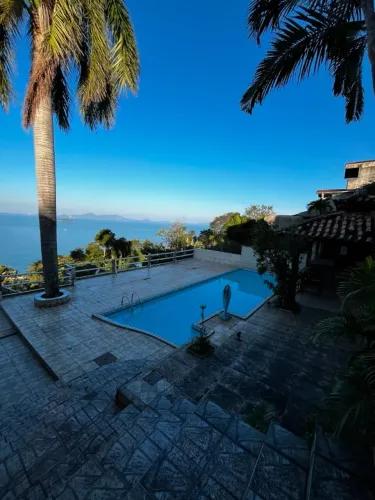 Carmen Imóveis vende Casa com 5 quartos e vista panorâmica