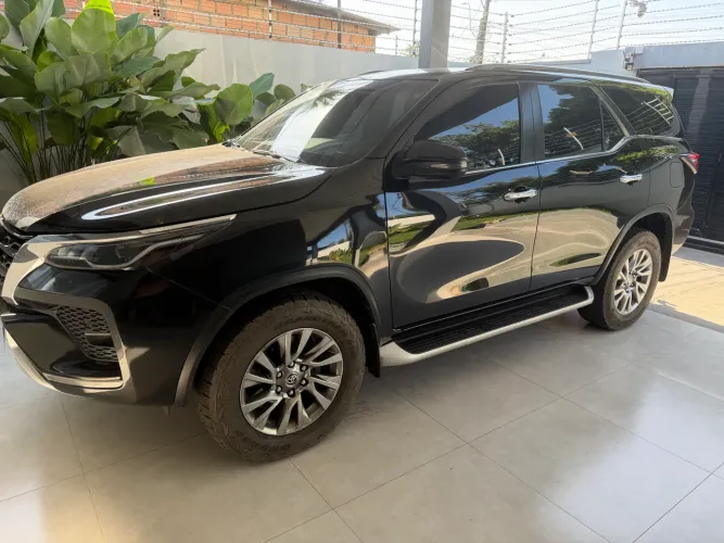 Toyota Hilux SW4 SRX 4X4 2.8 TDI 16V Dies. Aut. 2021