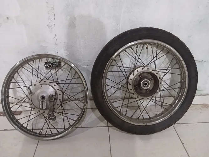 Rodas de ferro para moto