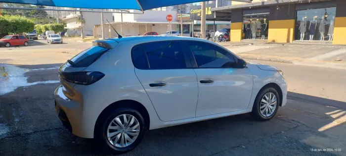 Peugeot 208 Like 1.0 Flex 6V 5P Mec. 2023