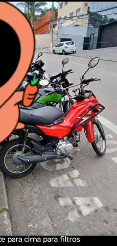 Vendo ou troco essa Honda pop 110 2025. Com apenas 5.000 km rodados.