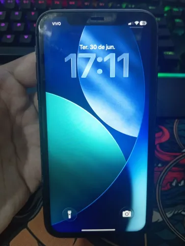 iPhone 11 - 128Gb