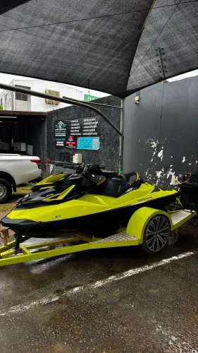 JET SKI BRP SEA-DOO 300 HP | ANO 2018 + CARROÇA PERSONALIZADA