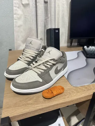 Tênis Nike Jordan 1 Low Olive grey