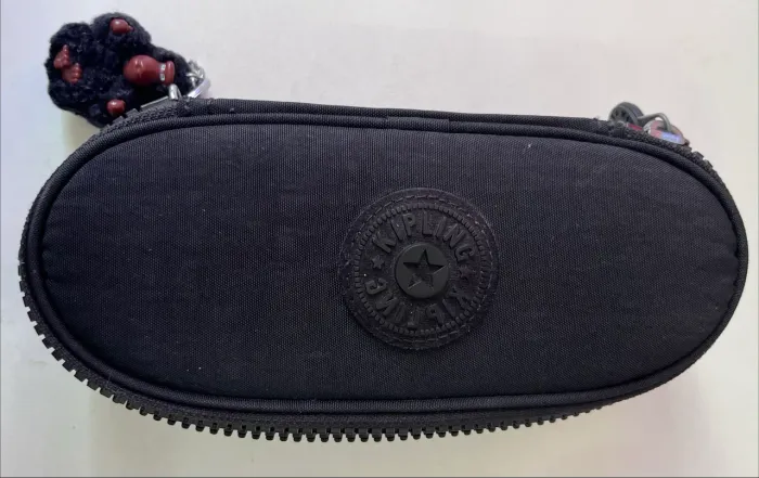 estojo kipling preto 