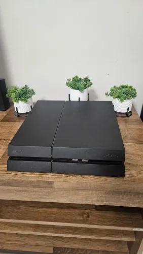 PlayStation 4 - 500gb