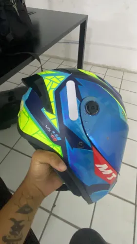Capacete MT edição moto GP