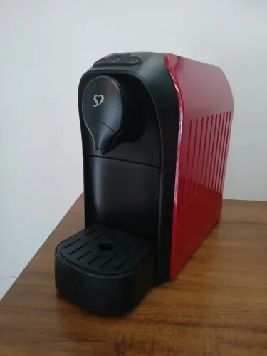 Cafeteira Espresso Passione Vermelha Automática - TRES 3 Corações 220v