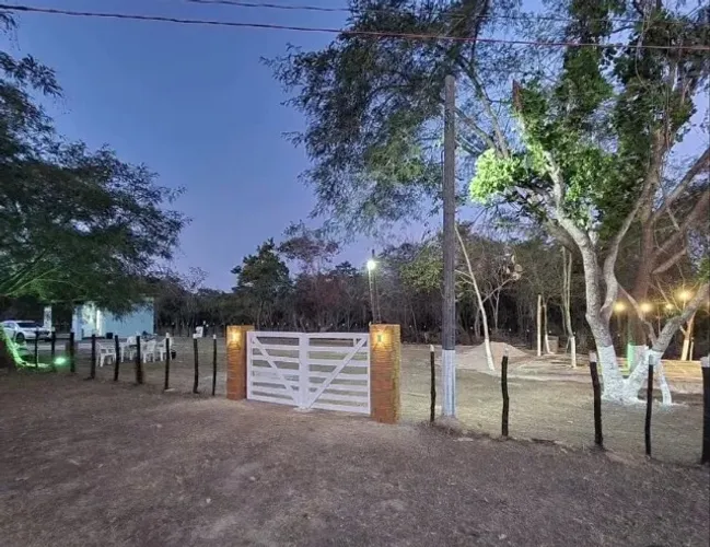 Sitio em Jose de Freitas, 2500 m2, poço tubular, com chalé com varanda (quarto e banheiro)