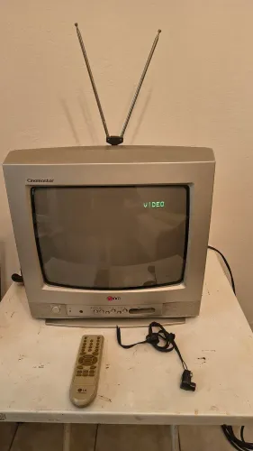 TV 16 Polegadas LG CRT (tubo) vintage