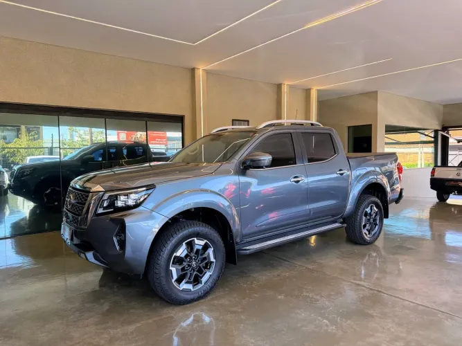 Nissan Frontier Platinum CD 4X4 2.5 TB Diesel 2023