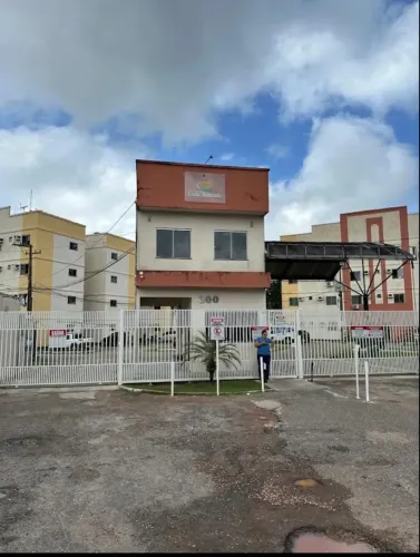 APTO NO COSTA DOURADO