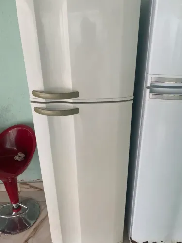 Vendo Geladeira Electrolux