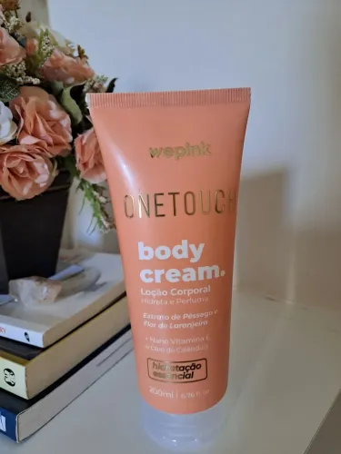 Body cream wepink One touch tradicional