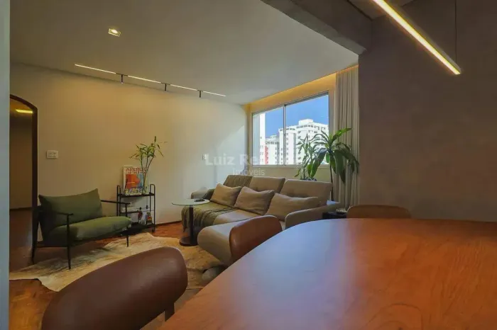 Apartamento à venda no bairro Lourdes