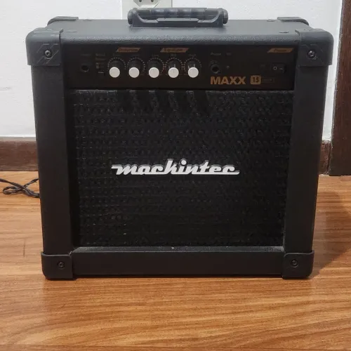 Amplificador Mackintec Maxx 15