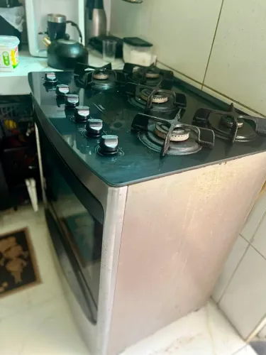 Vendo fogão cônsul 5 bocas vidro temperado