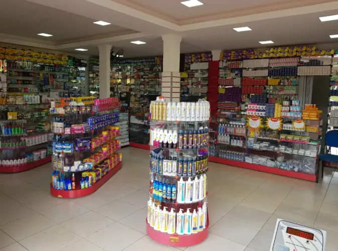 Gôndola de vidro farmacia