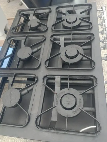 Forno industrial de seis bocas com forno