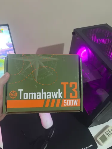 Fonte 500w( PREÇO ESTA ABAIXO POIS NÃO CONSIGO VENDER)