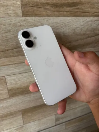 iPhone 16 128gb