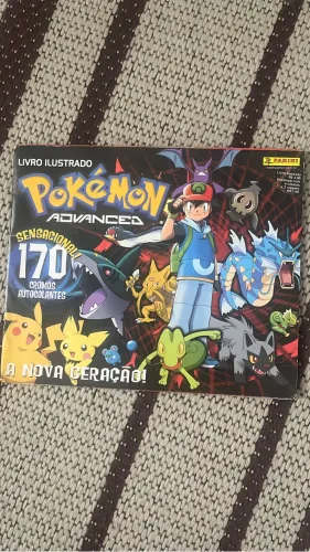 Album figurinhas Pokémon