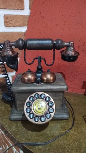 Telefone antigo