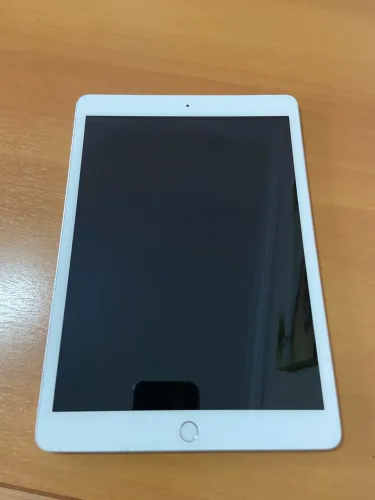 iPad 7 mod A2197 32 GB- NÄO LIGA