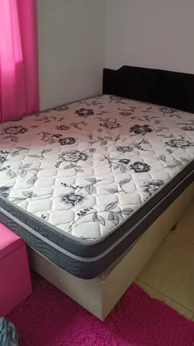 Cama casal